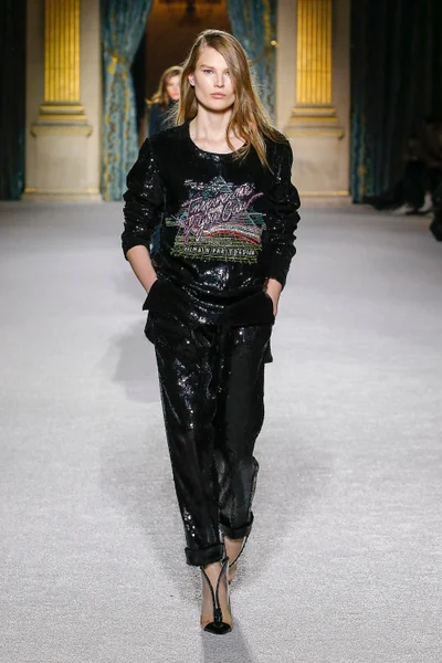 Look 76